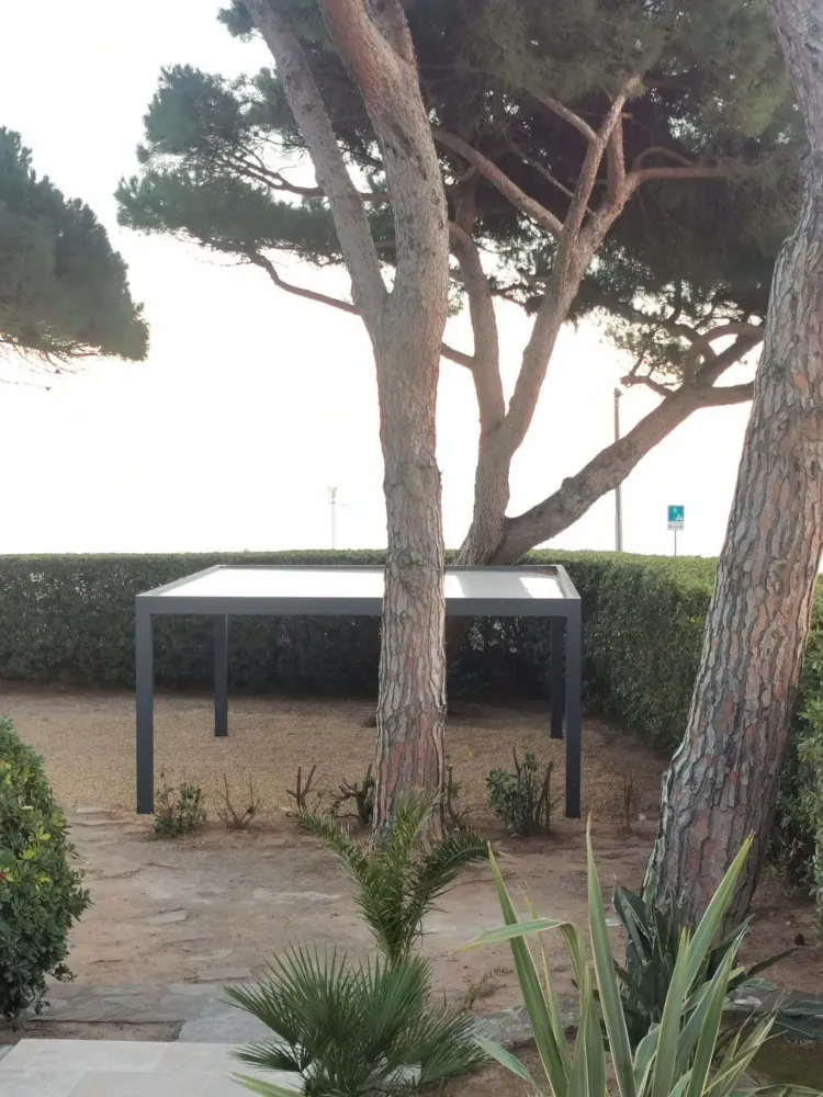 Installation pergola à Les Arcs